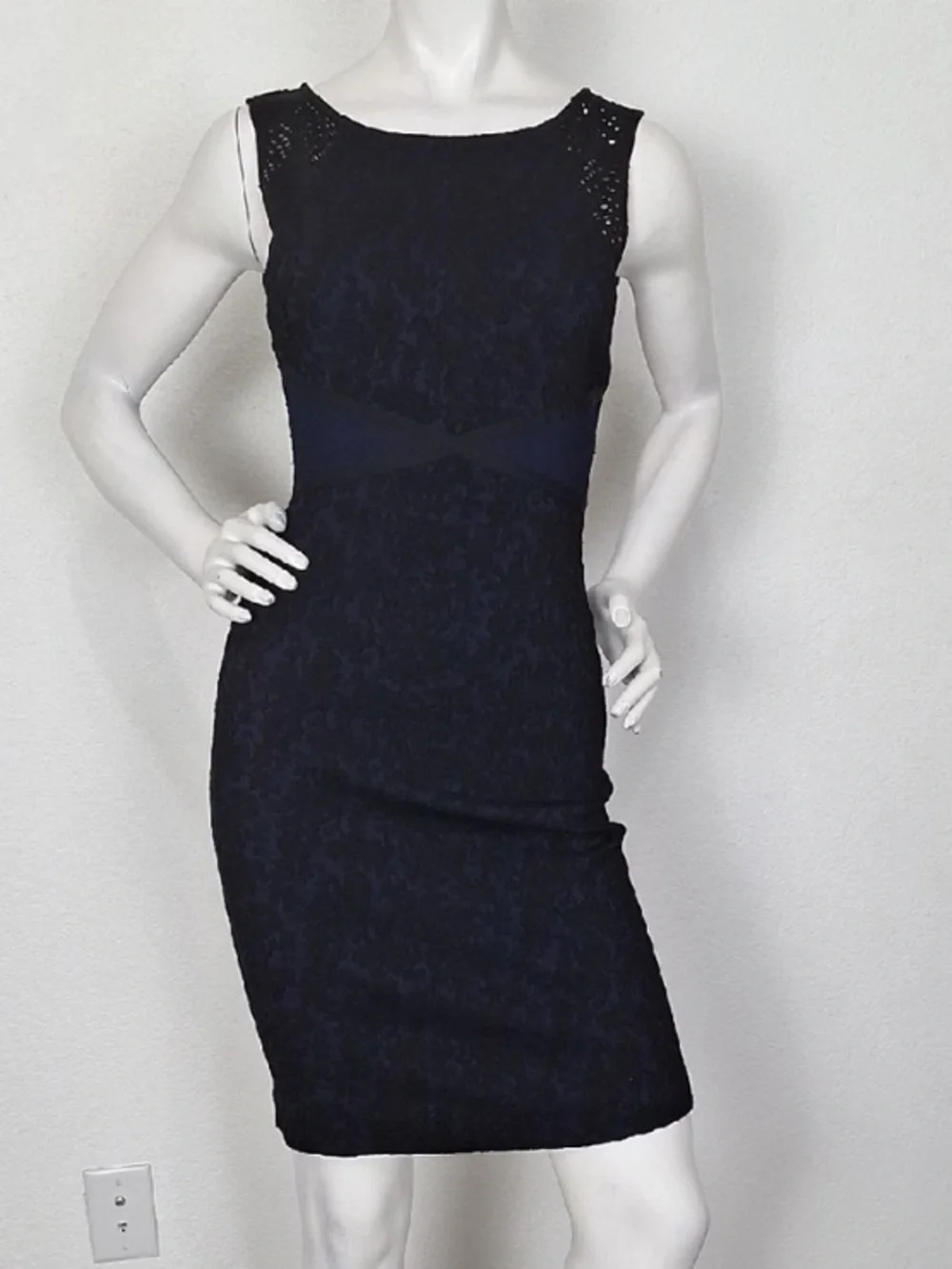 Moulinette Sours Anthropologie Navy Blue Black Larkin Lace Sheath Dress Size 0P